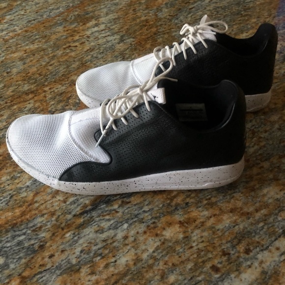 Nike Air Men’s Shoes - size 11.5 - Picture 3 of 8